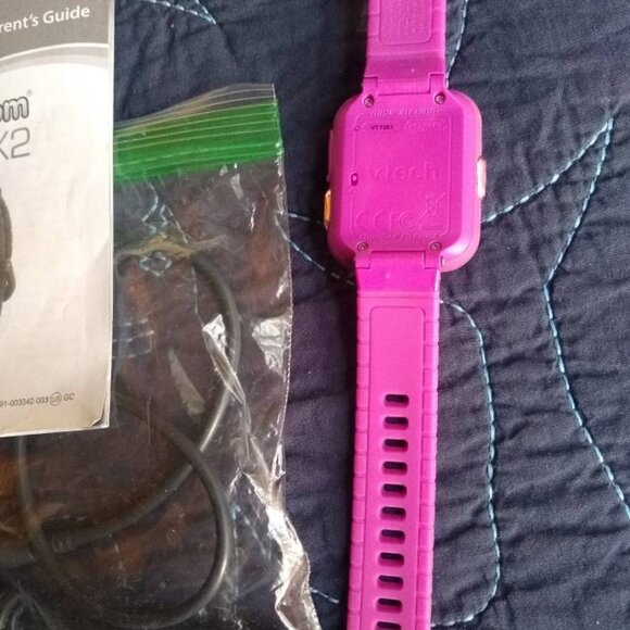 2 kid smartwatches, Vtech DX2 (pink) and Vtech DX3 (kidizoom) - Picture 3 of 4